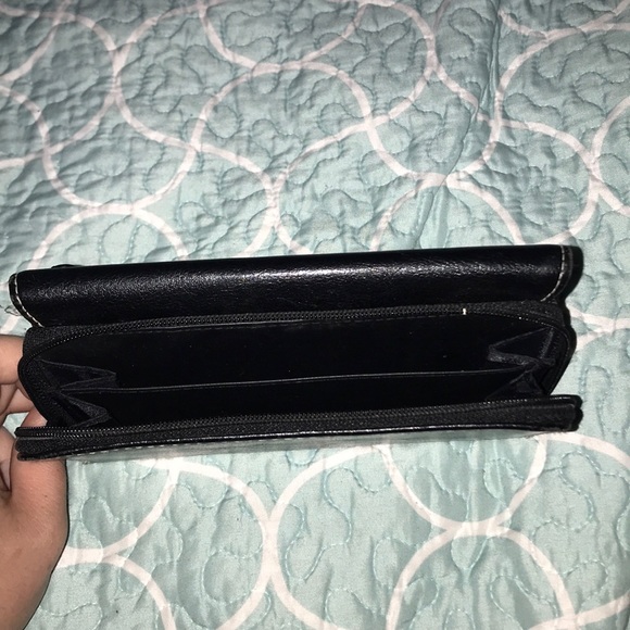 Wallet - Picture 3 of 3
